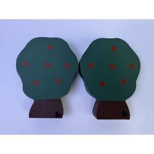 Cat’s Meow Set Of Reversible Apple And Pear Tree Shelf Sitter Village Accessory